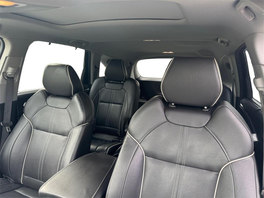 used 2017 Acura MDX car, priced at $20,000