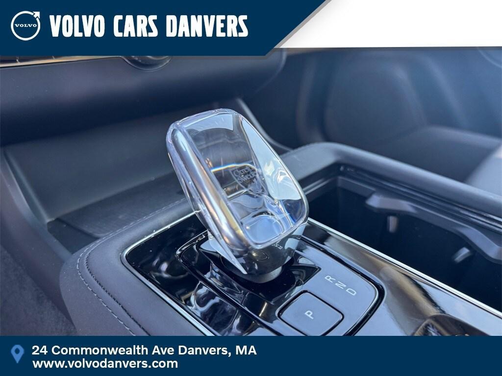 new 2025 Volvo XC90 car, priced at $66,685