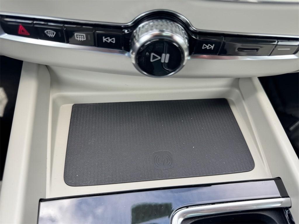 new 2026 Volvo XC60 car, priced at $64,484