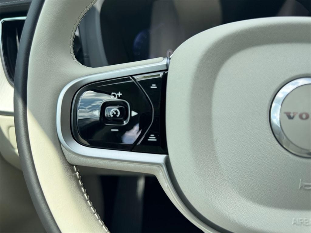 new 2026 Volvo XC60 car, priced at $64,484