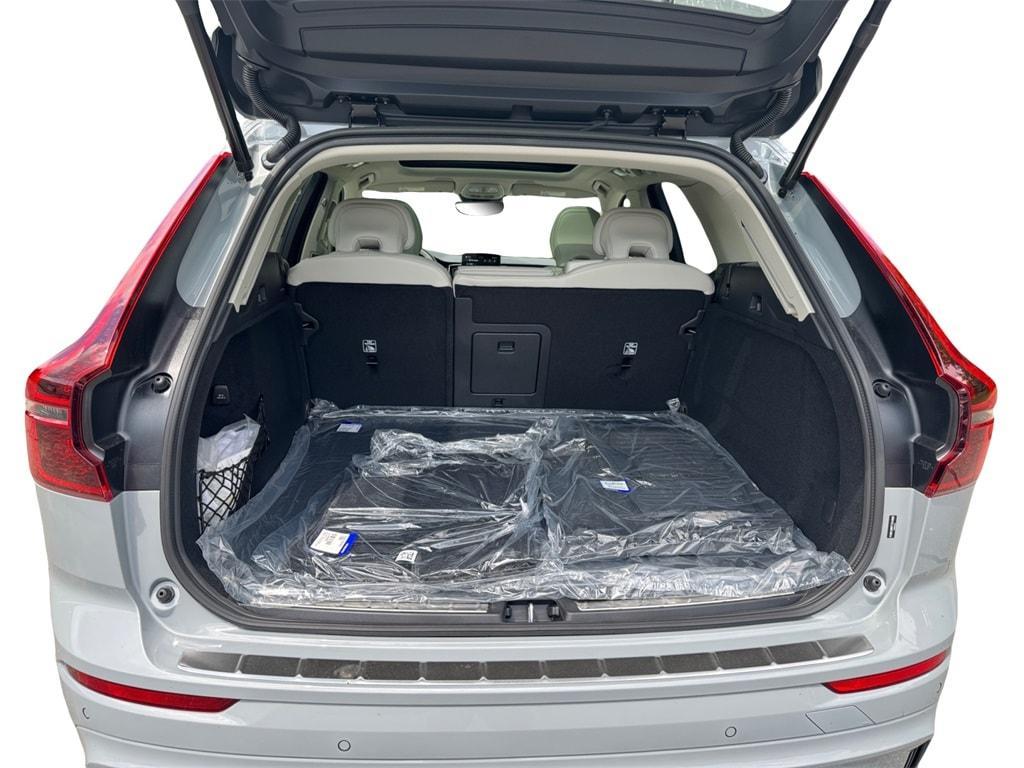 new 2026 Volvo XC60 car, priced at $64,484