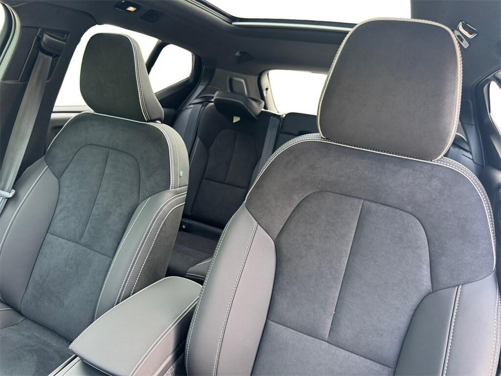 new 2025 Volvo EX40 car, priced at $60,735