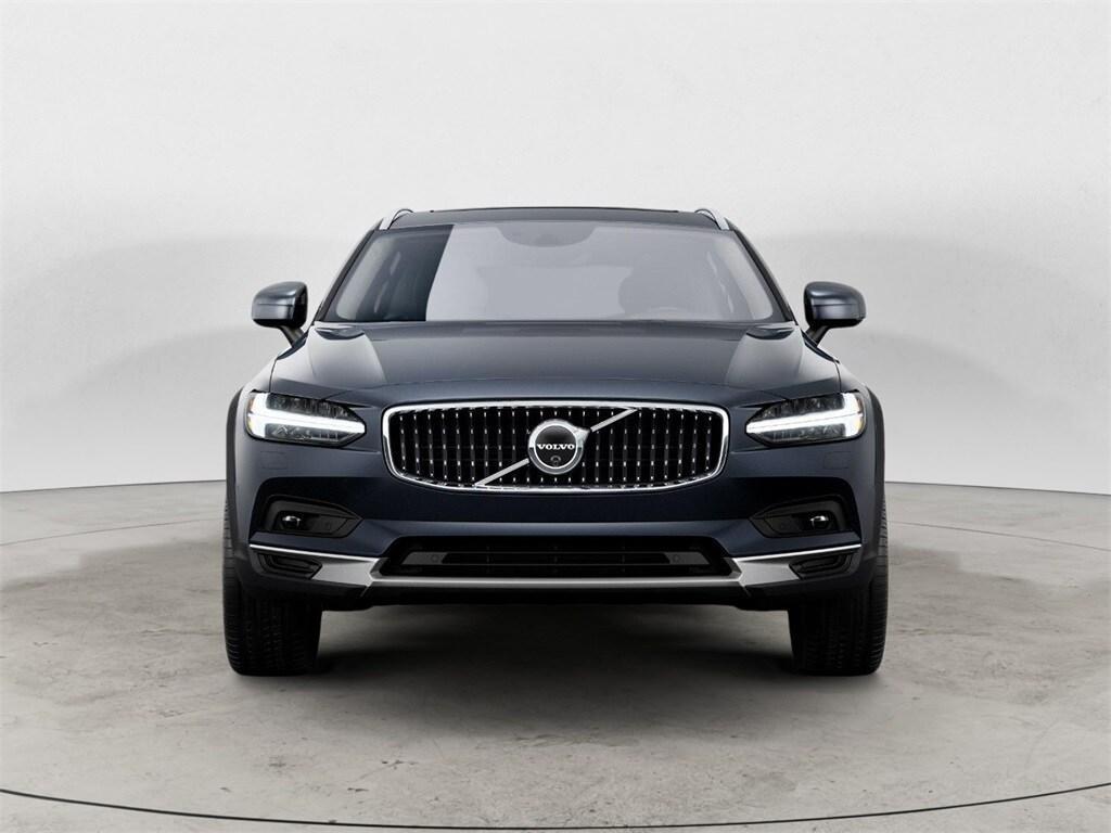 new 2025 Volvo V90 Cross Country car, priced at $65,074
