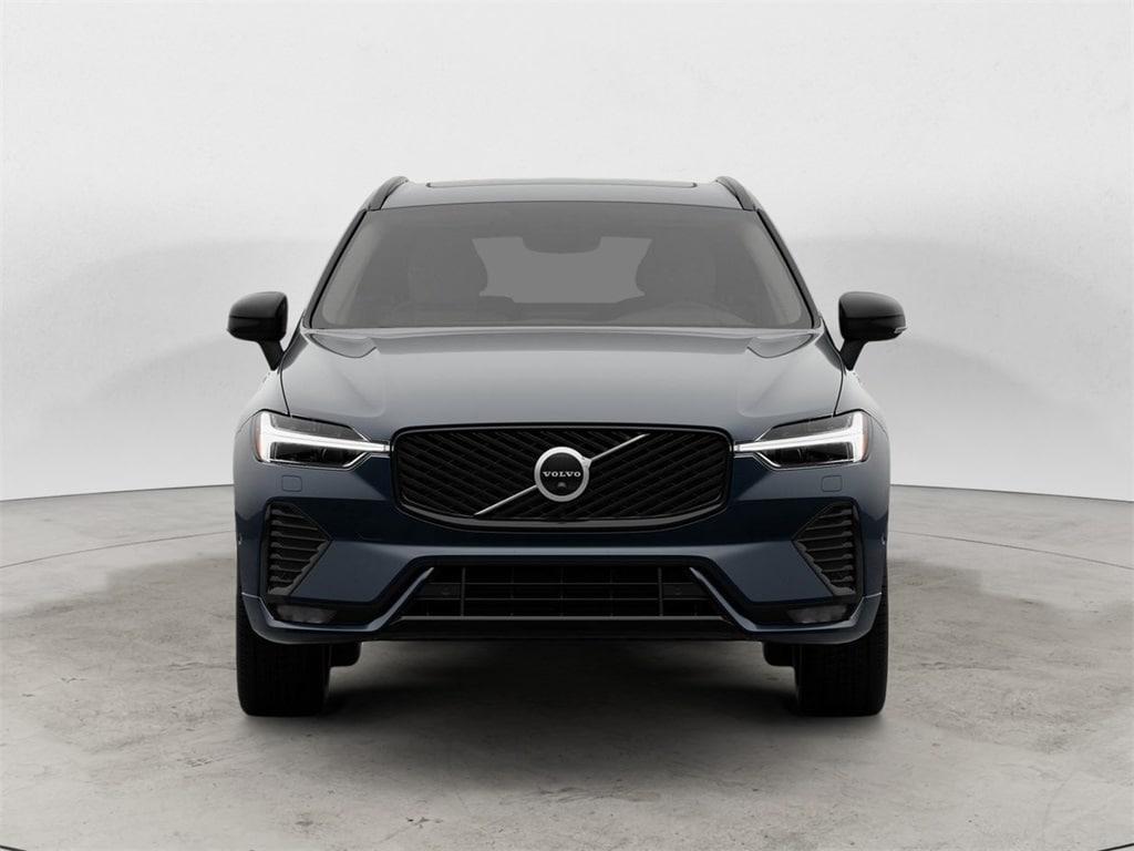 new 2026 Volvo XC60 car, priced at $66,004