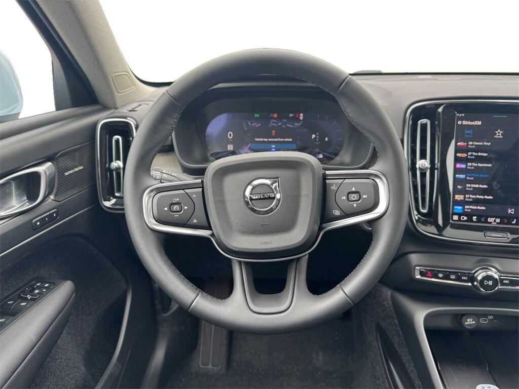 new 2025 Volvo XC40 car, priced at $51,145