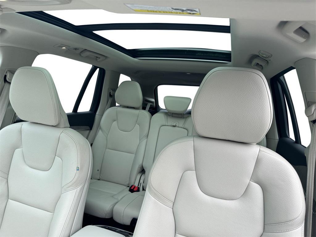 used 2023 Volvo XC90 car, priced at $44,699