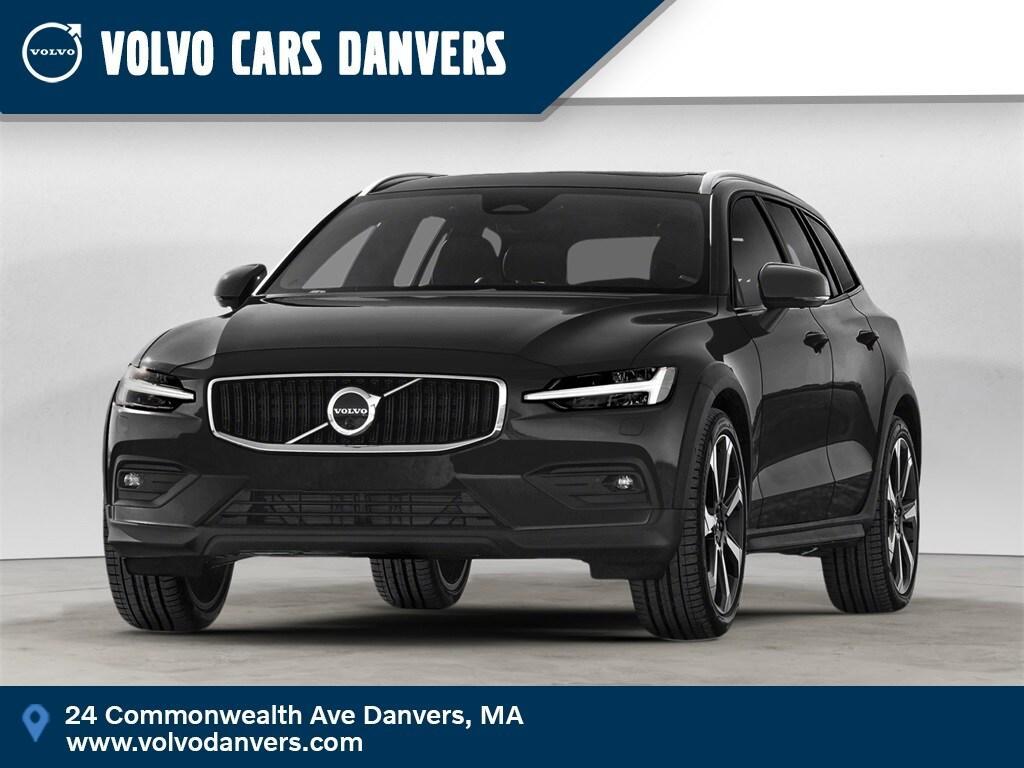 new 2025 Volvo V60 Cross Country car, priced at $58,905