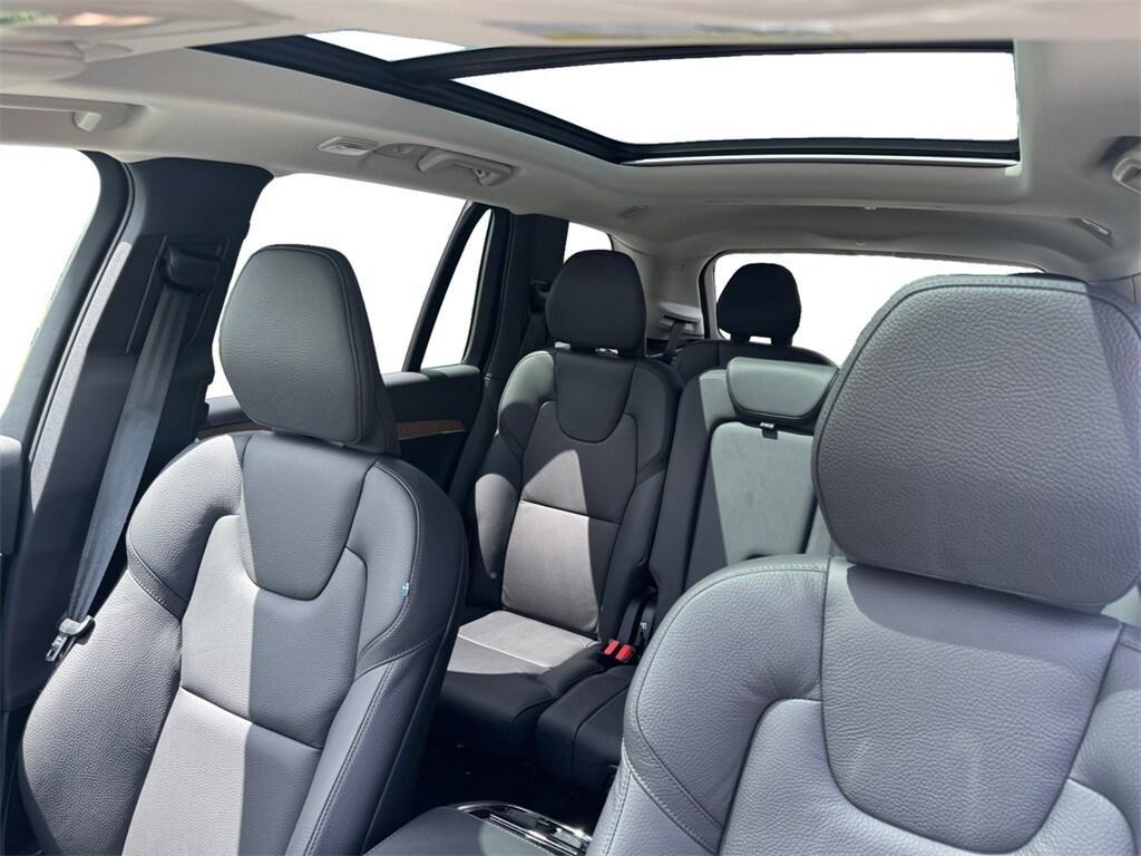 new 2025 Volvo XC90 car, priced at $67,265