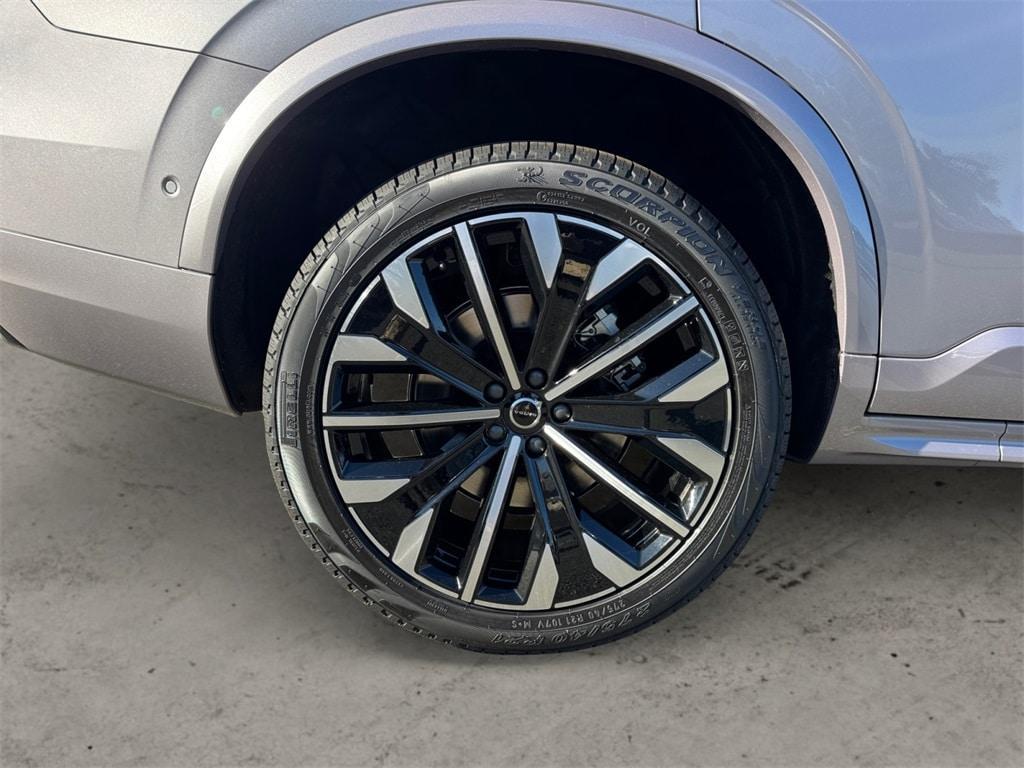 new 2026 Volvo XC90 car, priced at $76,499