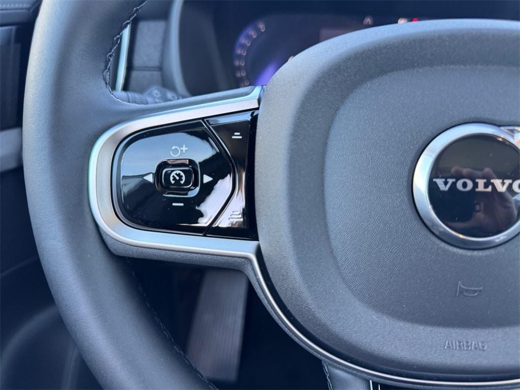 new 2026 Volvo XC90 car, priced at $76,499