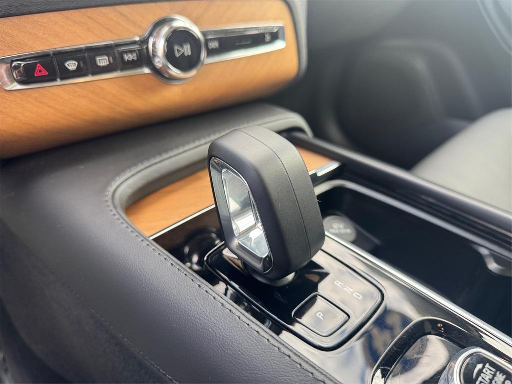 used 2024 Volvo XC90 Recharge Plug-In Hybrid car, priced at $50,593