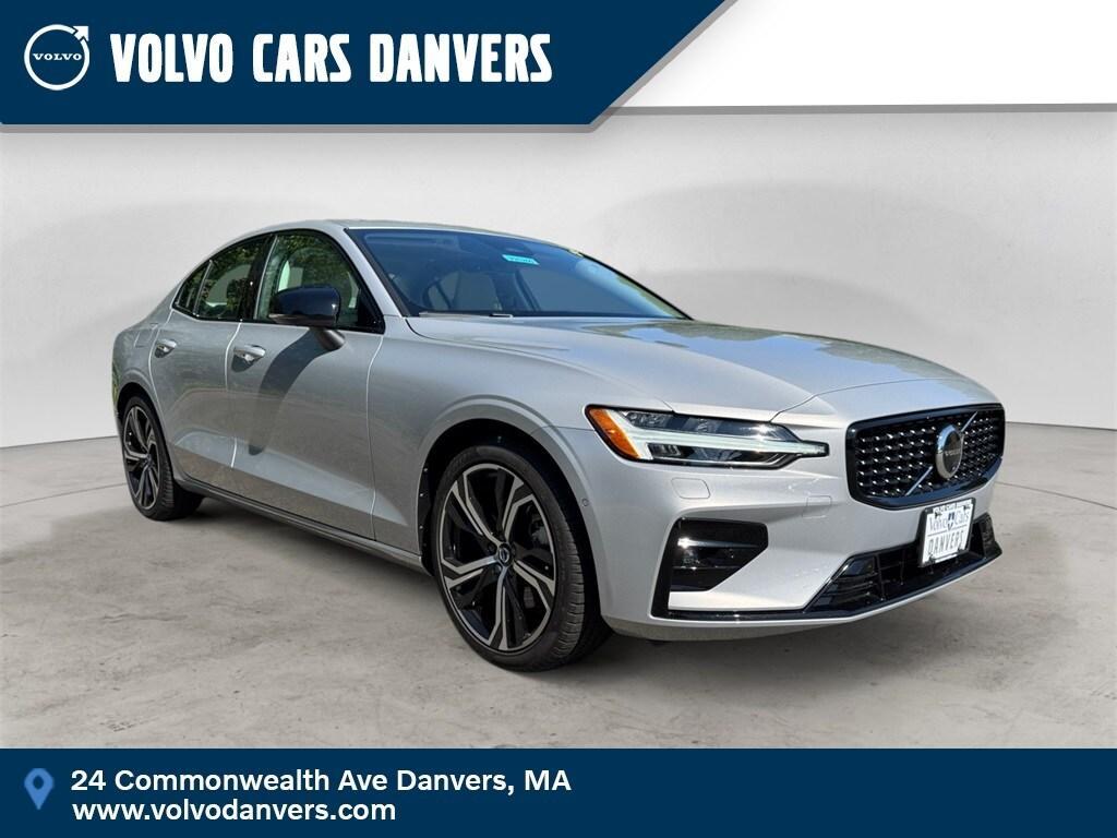 new 2025 Volvo S60 car