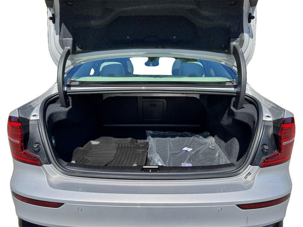 new 2025 Volvo S60 car