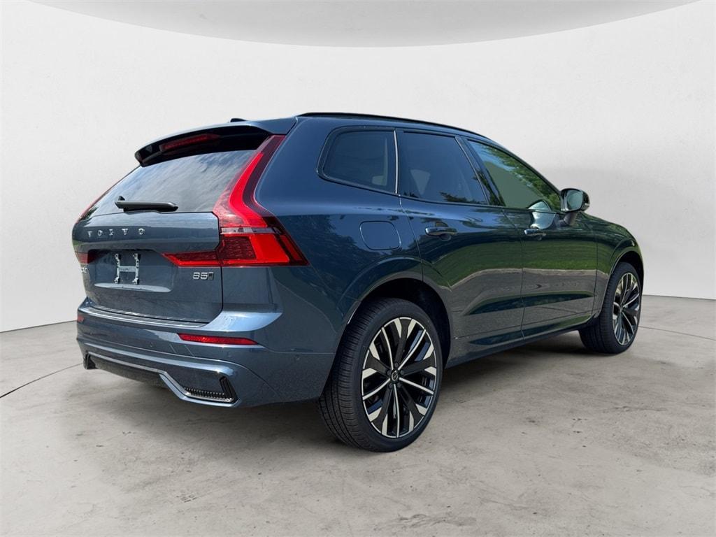 new 2026 Volvo XC60 car, priced at $64,484