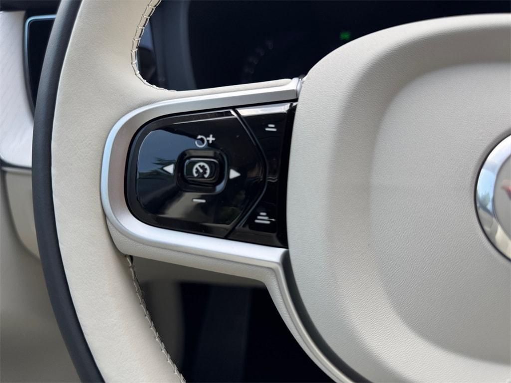 new 2026 Volvo XC60 car, priced at $64,484