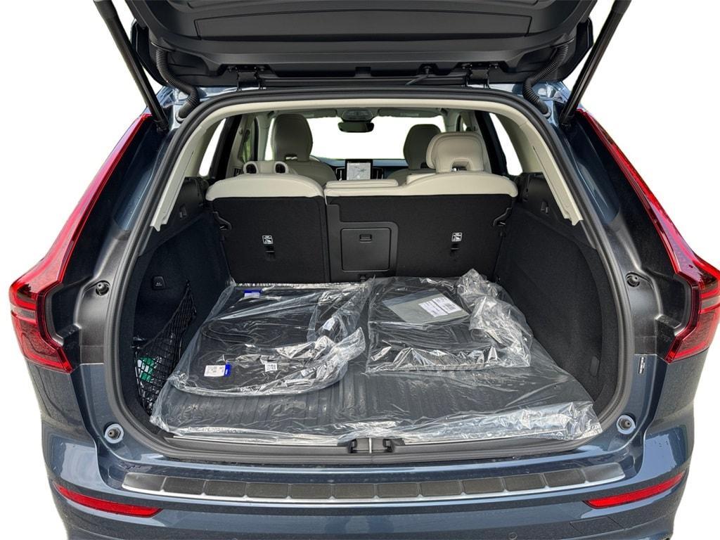 new 2026 Volvo XC60 car, priced at $64,484