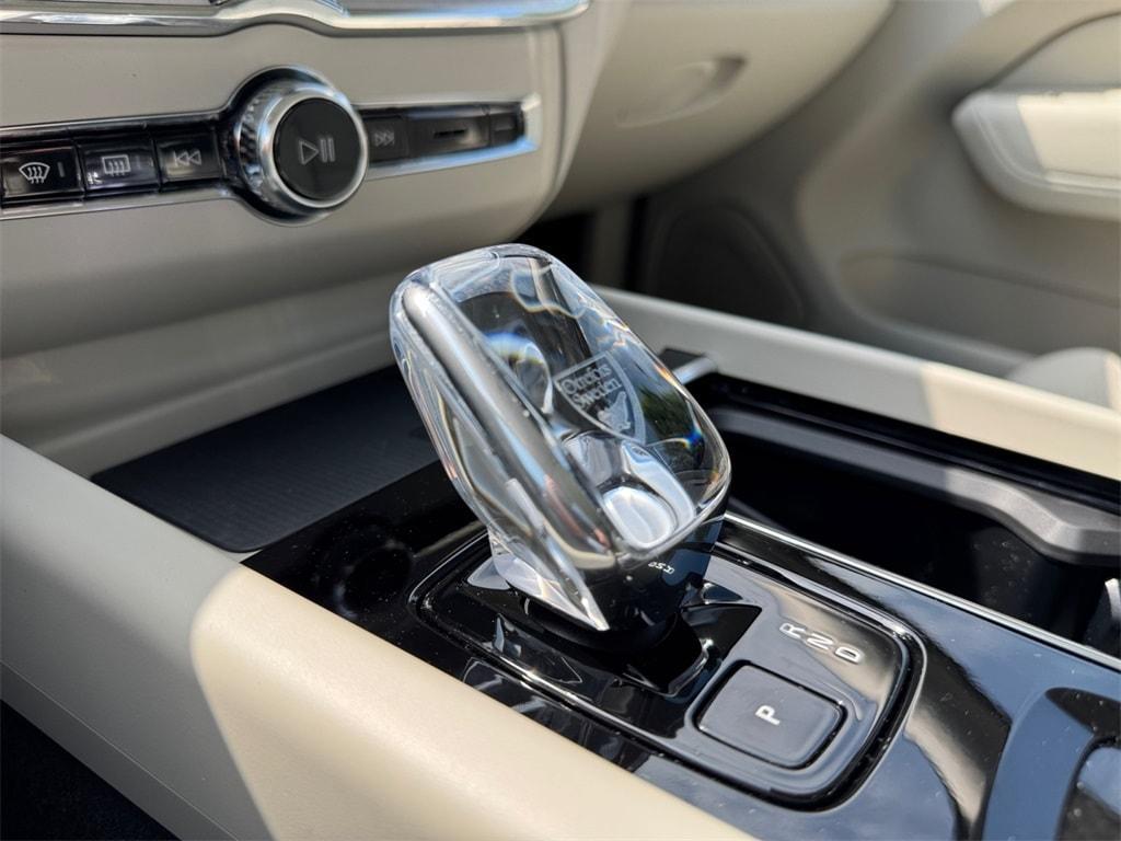 new 2026 Volvo XC60 car, priced at $64,484