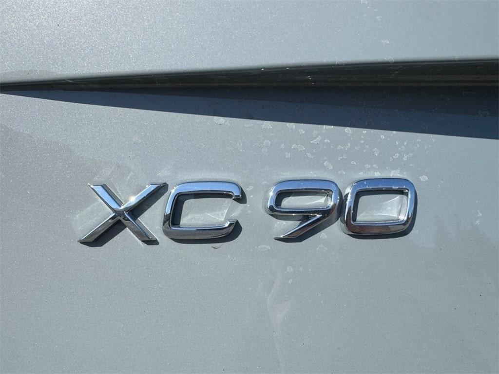 new 2025 Volvo XC90 Plug-In Hybrid car, priced at $78,805