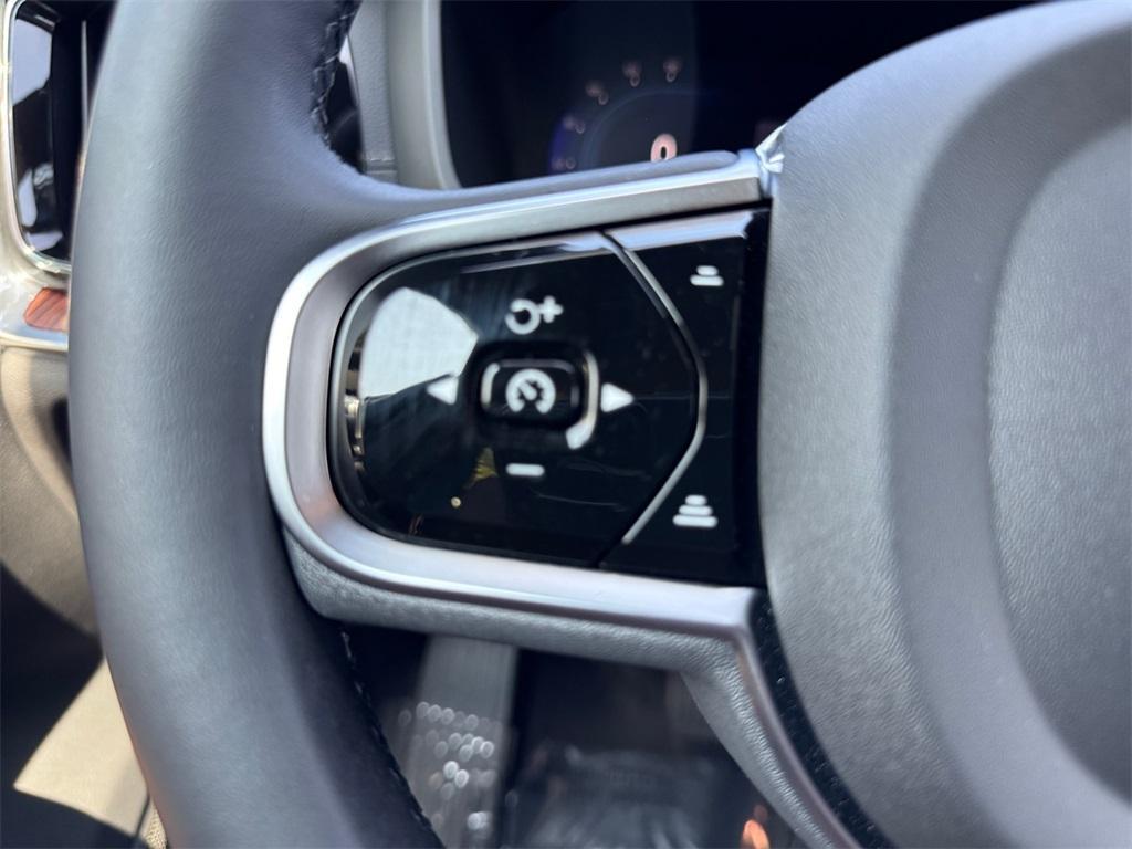 used 2024 Volvo S60 Recharge Plug-In Hybrid car, priced at $46,295