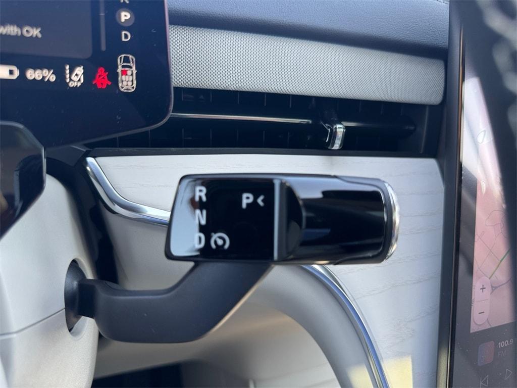 new 2025 Volvo EX90 car, priced at $87,839