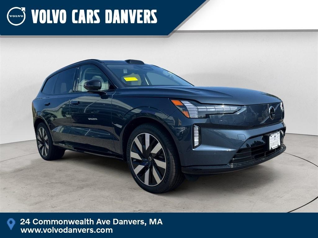 new 2025 Volvo EX90 car, priced at $87,839