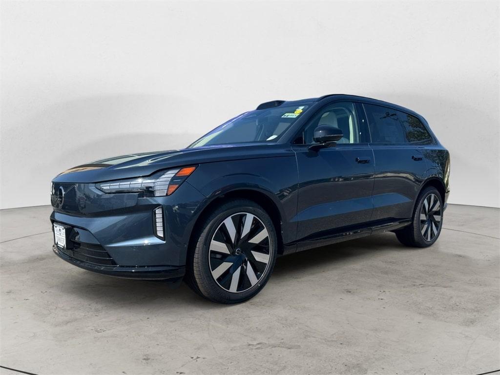 new 2025 Volvo EX90 car, priced at $87,839
