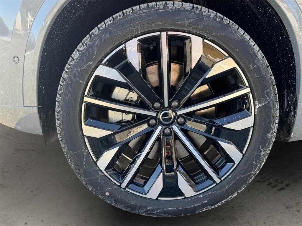 new 2025 Volvo XC90 Plug-In Hybrid car, priced at $78,765