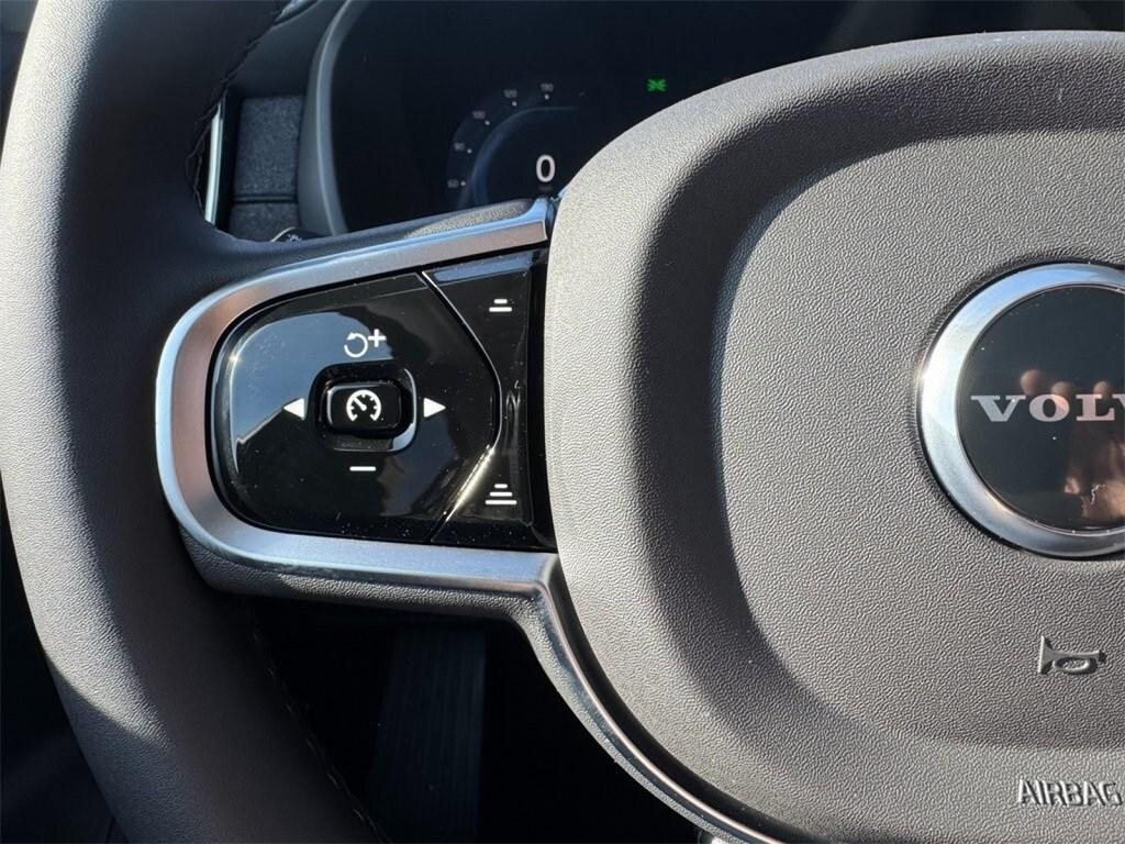 new 2025 Volvo XC90 Plug-In Hybrid car, priced at $78,765