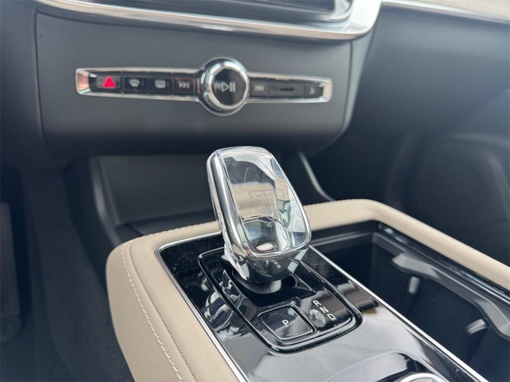 new 2025 Volvo XC90 car, priced at $66,655