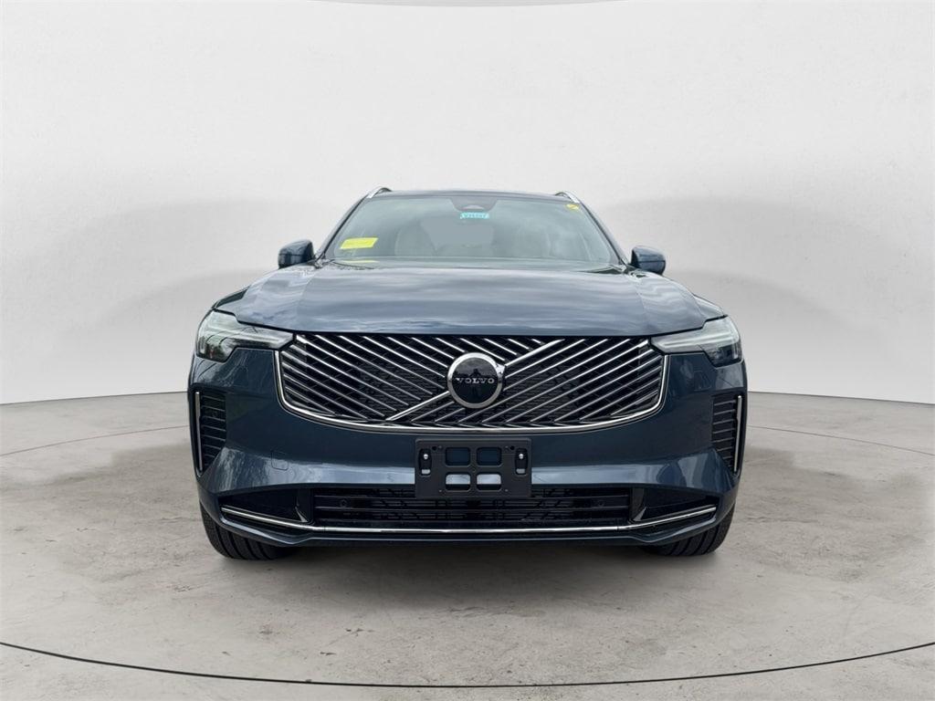 new 2025 Volvo XC90 car, priced at $66,655