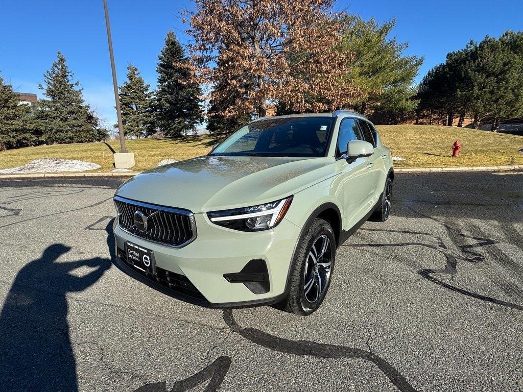 used 2024 Volvo XC40 car, priced at $33,868