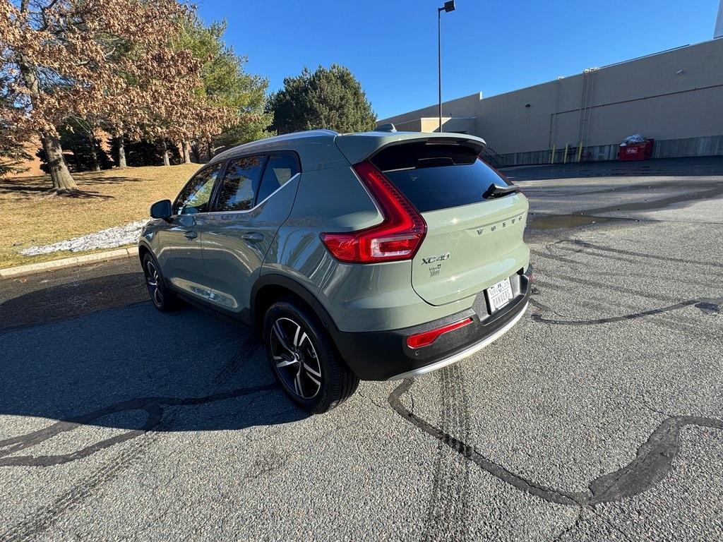 used 2024 Volvo XC40 car, priced at $33,868