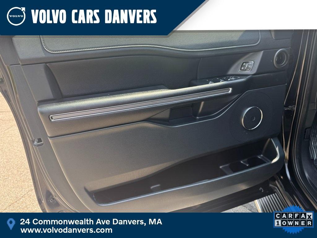 used 2021 Ford Expedition car, priced at $34,960