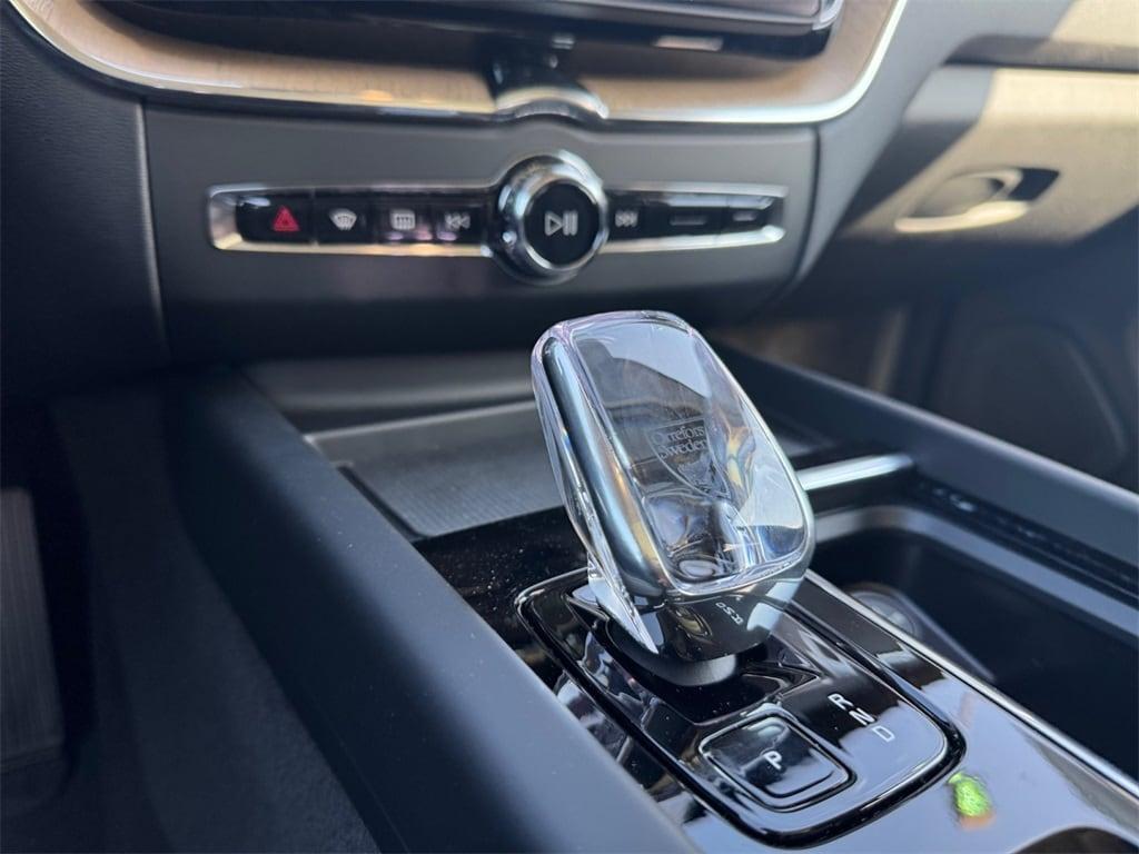 new 2026 Volvo XC60 car, priced at $71,294