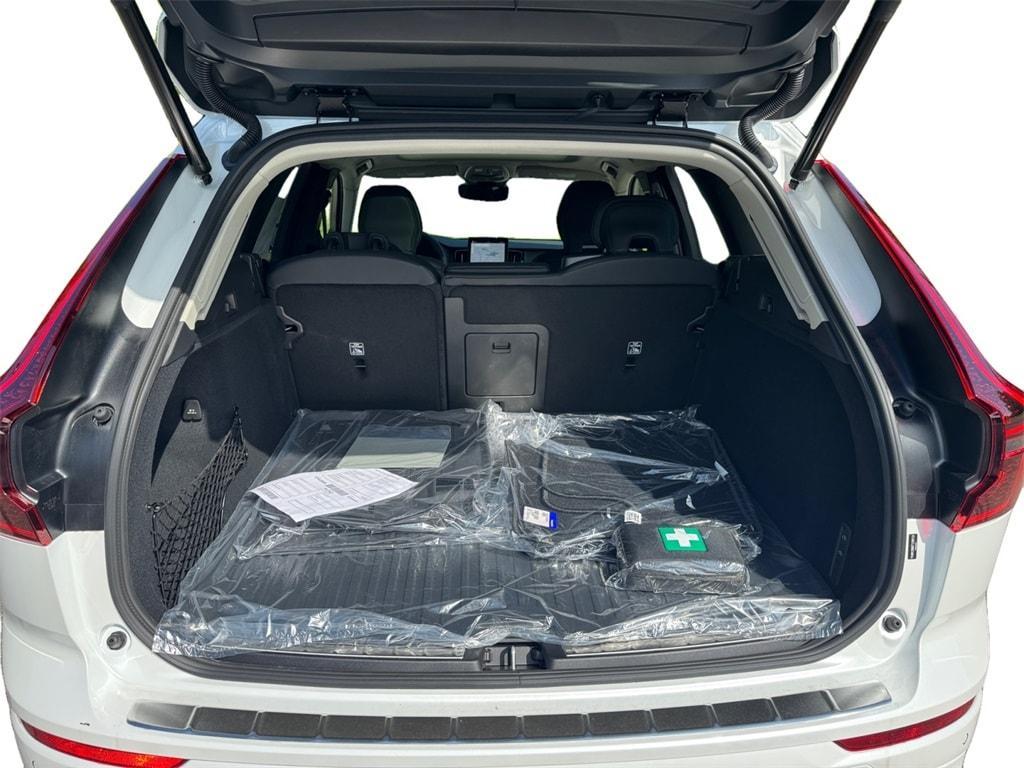 new 2026 Volvo XC60 car, priced at $71,294