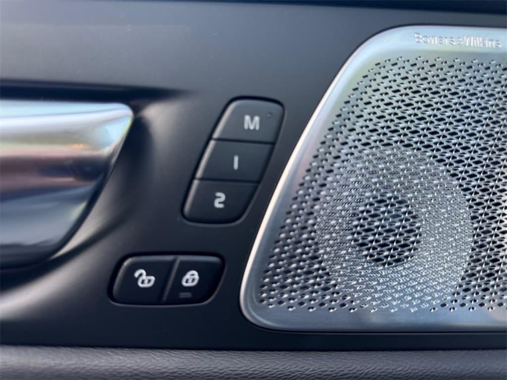 new 2026 Volvo XC60 car, priced at $71,294
