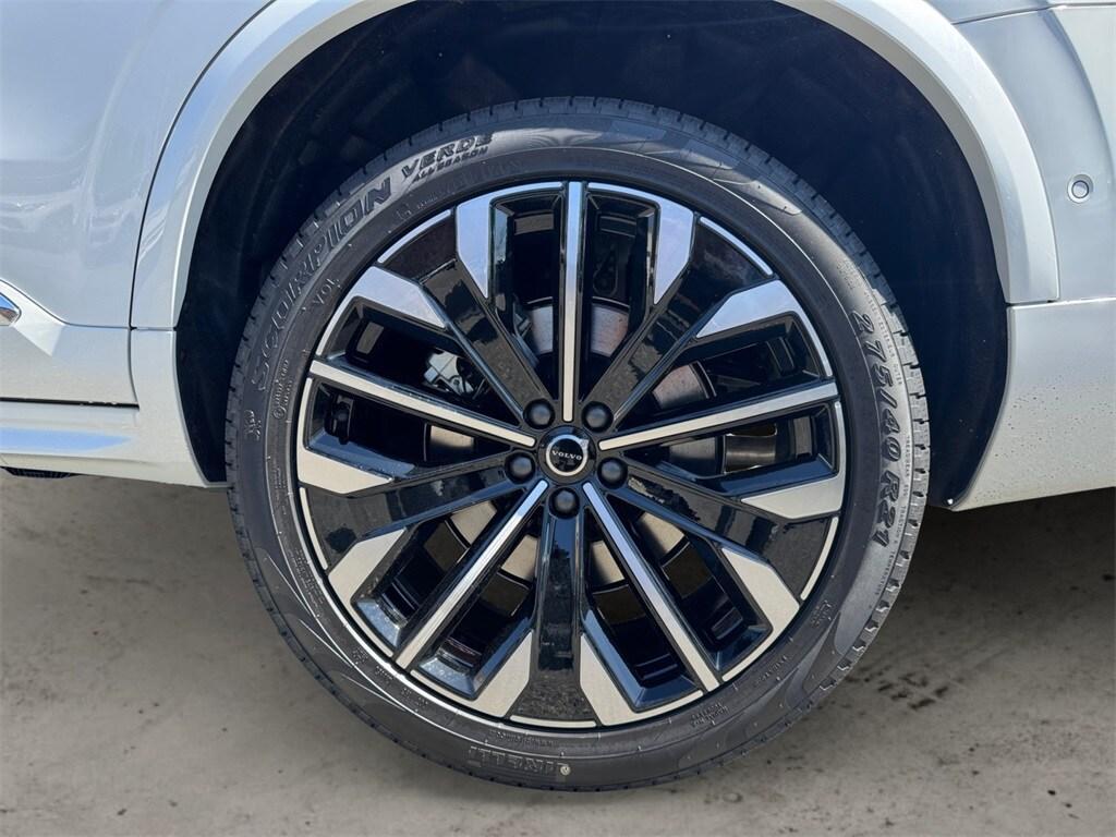 new 2025 Volvo XC90 car, priced at $64,645