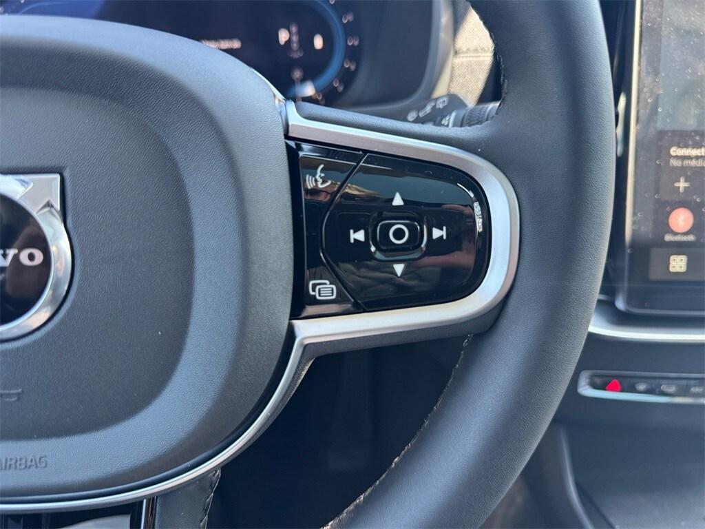 new 2025 Volvo XC90 car, priced at $64,645