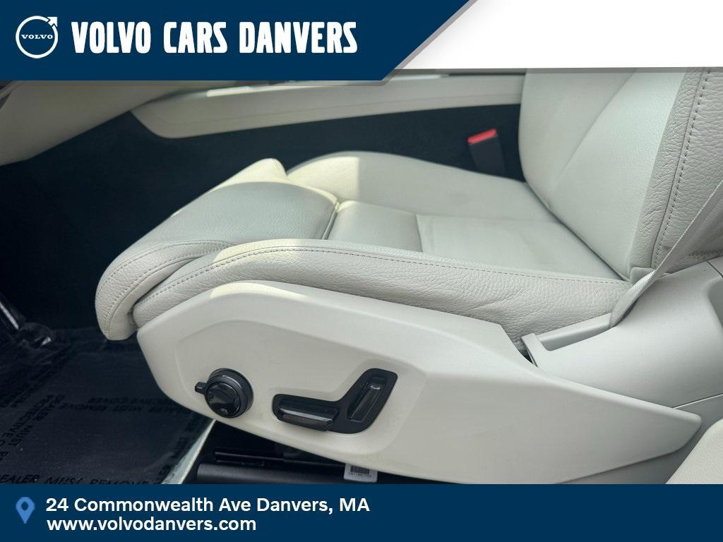 used 2019 Volvo XC60 car, priced at $22,886