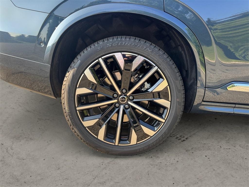 new 2026 Volvo XC90 car, priced at $72,329