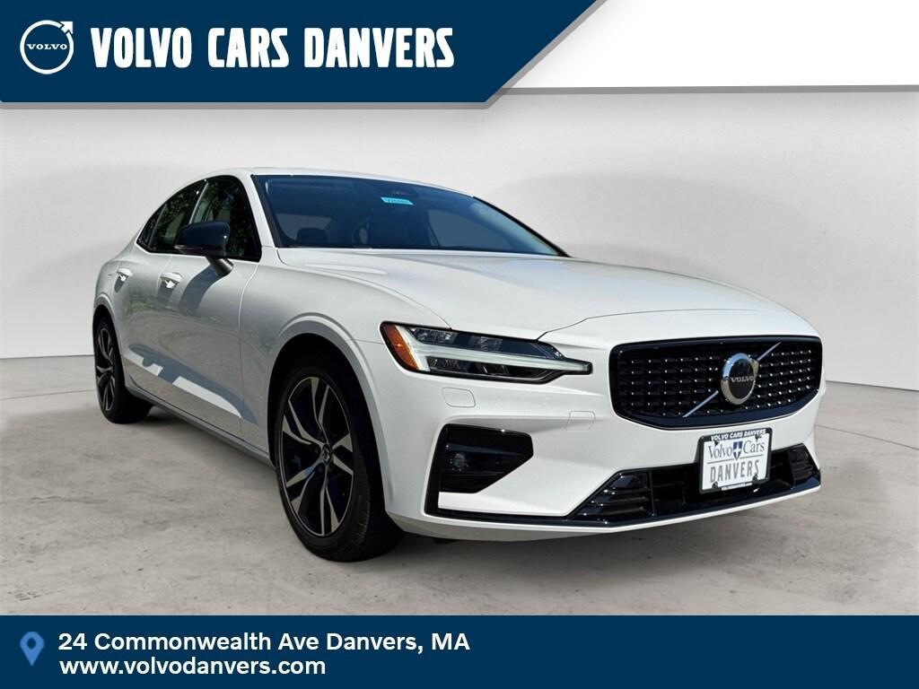 new 2025 Volvo S60 car