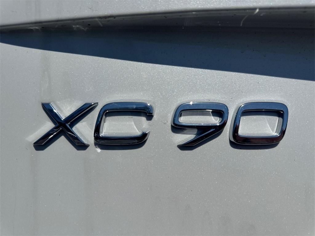 new 2025 Volvo XC90 car, priced at $67,265