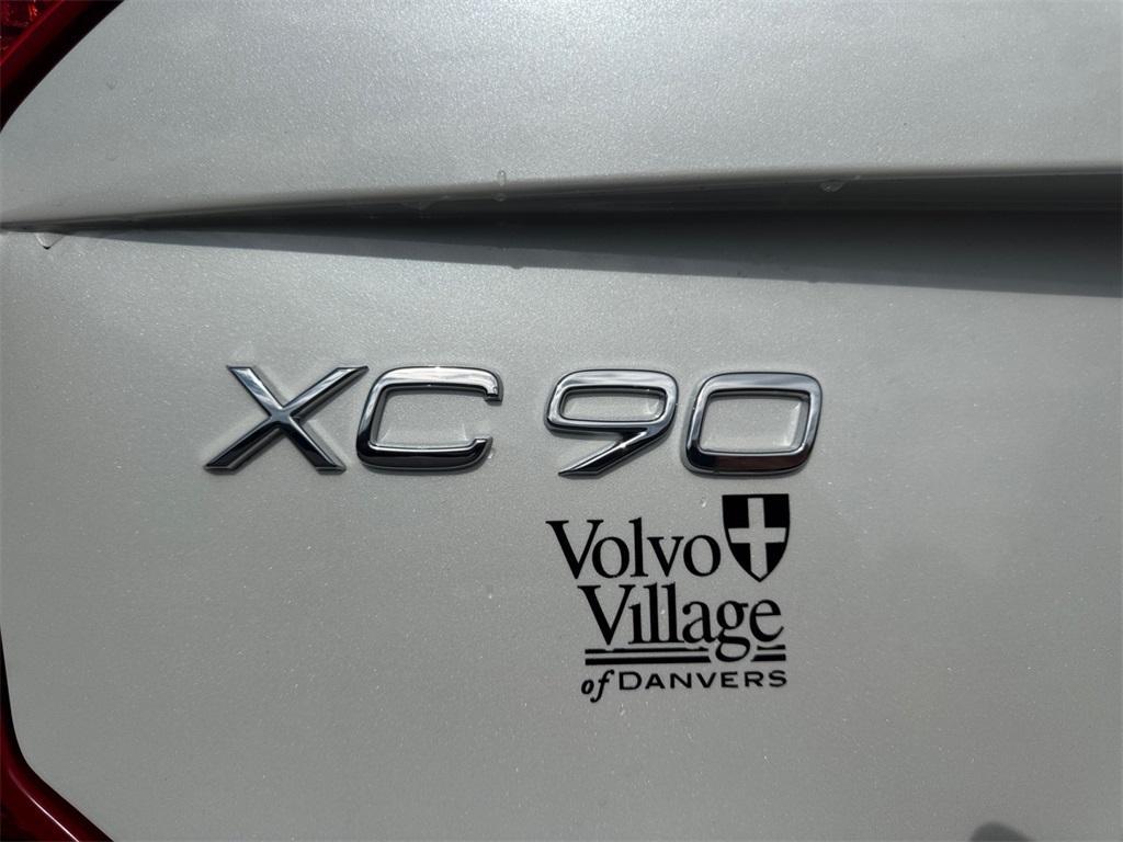 used 2022 Volvo XC90 car, priced at $42,466