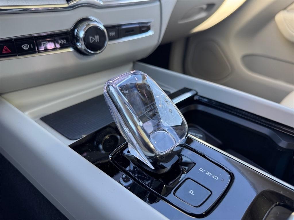 new 2026 Volvo XC60 car, priced at $64,484