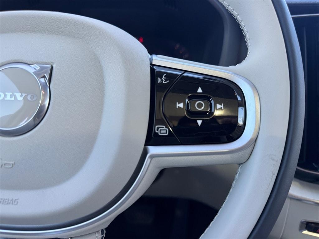 new 2026 Volvo XC60 car, priced at $64,484