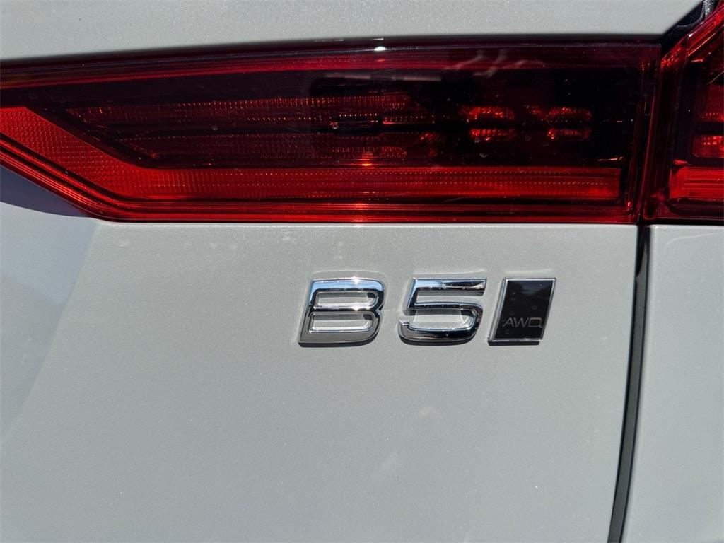 new 2026 Volvo XC60 car, priced at $64,484