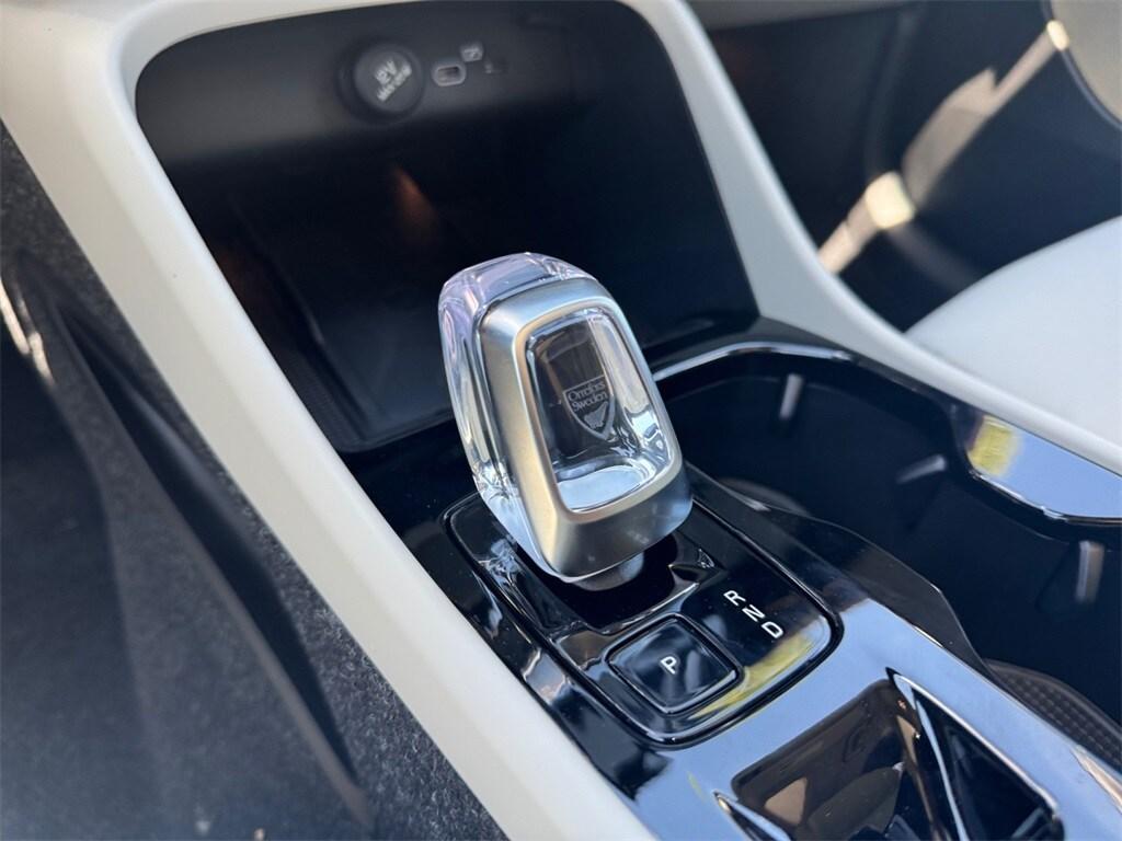 new 2025 Volvo XC40 car, priced at $48,335