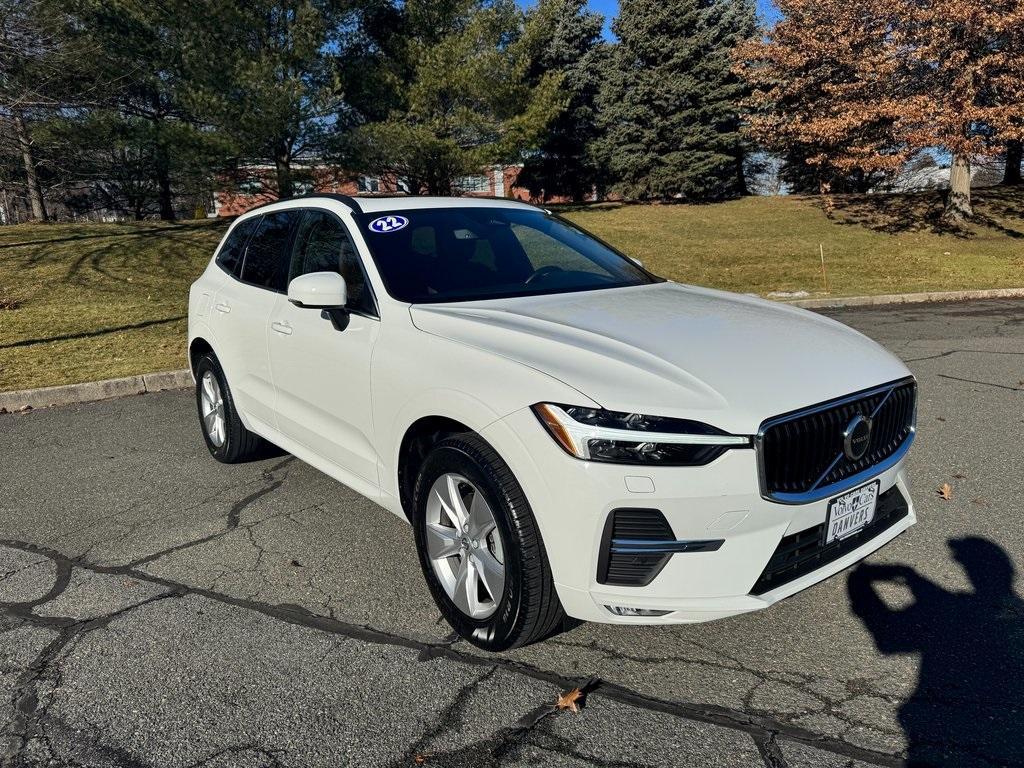 used 2022 Volvo XC60 car, priced at $34,532