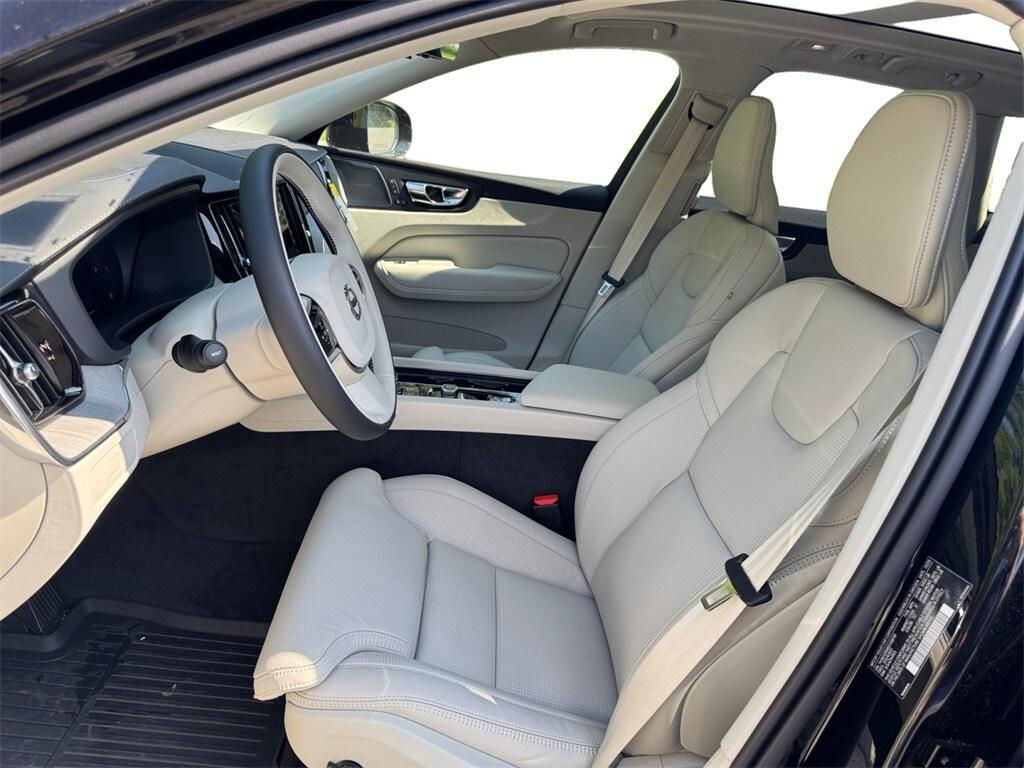 new 2025 Volvo XC60 car, priced at $62,995