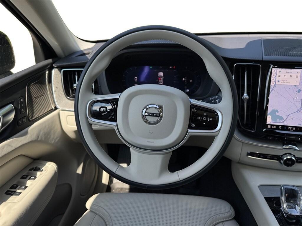 new 2025 Volvo XC60 car, priced at $62,995